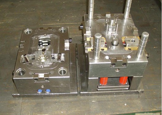 Plastic Injection Mold